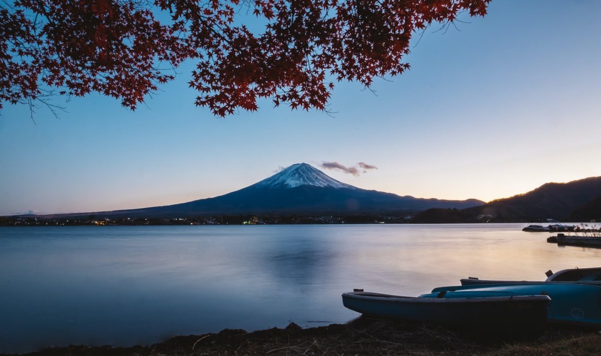 新手的話行前要做好富士山登山準備及規劃富士山登山路線，最少預上2天1夜於富士山之中。