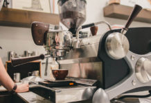 Semi-automatic or fully automatic coffee machine? Promote 5 home coffee machines and turn your home business into a coffee shop!