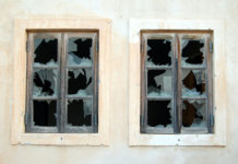 打風吹爆窗家居保險無得賠?颱風玻璃窗防爆教學! 家居保險 火險 樓宇結構保險 颱風爆窗 保險